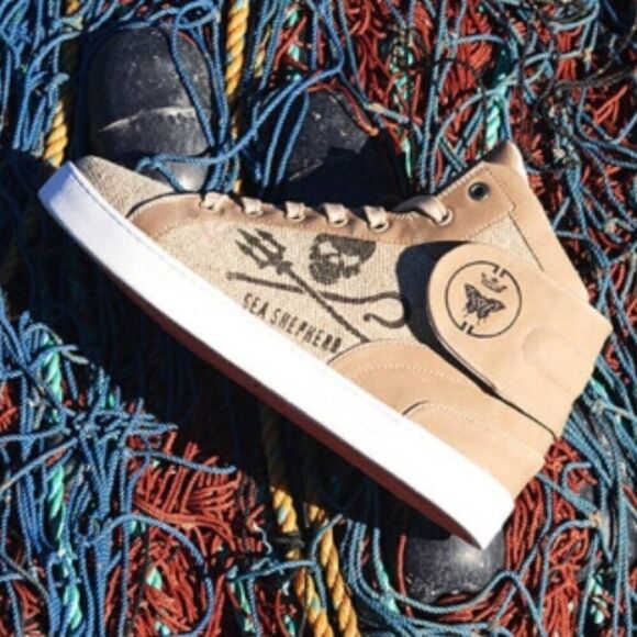 Baron Papillon Other - Like New! Baron Papillon Paris Luxury Vegan Sneakers in Size 39 FR